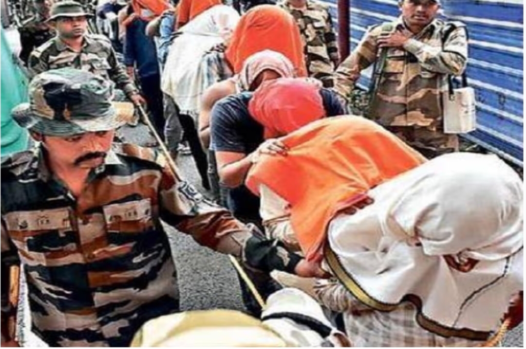 झारखंड उत्पाद सिपाही भर्ती पेपर लीक का बड़ा पर्दाफाश: 166 आरोपी गिरफ्तार; सॉल्वर गैंग के मास्टरमाइंड अतुल वत्स का नेटवर्क ध्वस्त, 10 लाख में होता था सौदेबाजी का खेल, जानिए कैसे काम करता था यह सिंडिकेट?